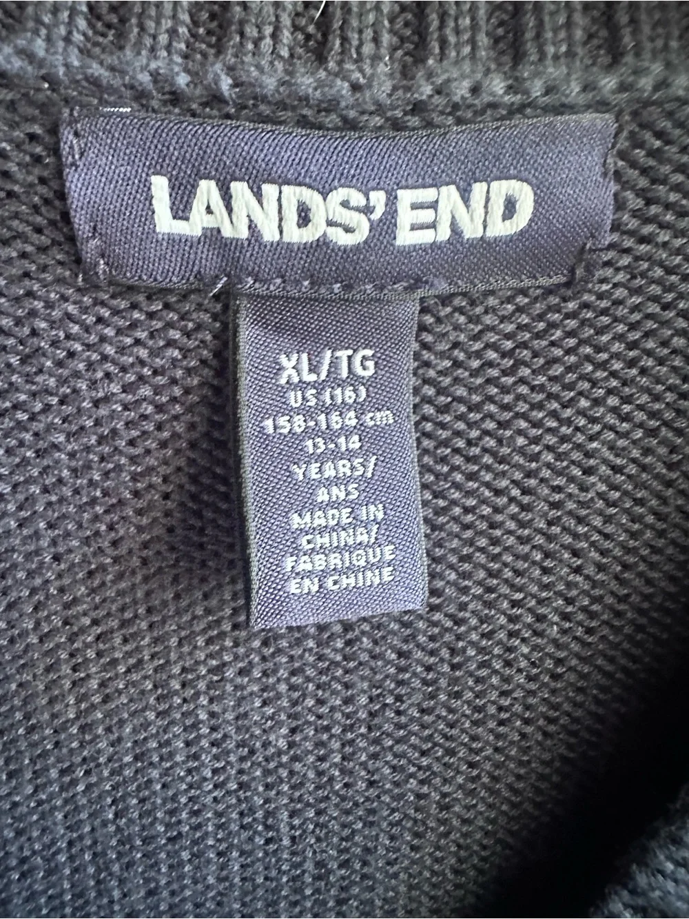 Lands' End kids Navy V-Neck Button wCardigan Sweater can fit women’s XS/S - Picture 3 of 7